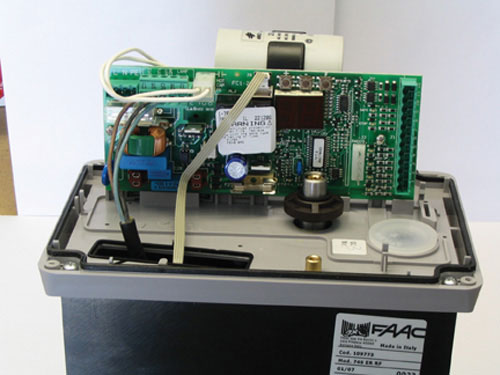 Platine 780 D ( Faac 7909212 ) Platine 780 D ( Faac 7909212 )